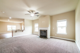 12291 Anchor Way in Hampton, GA - Building Photo - Building Photo