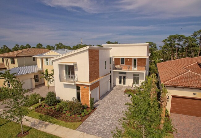 property at 1050 Faulkner Ter