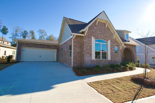 property at 1726 Creekside Ln