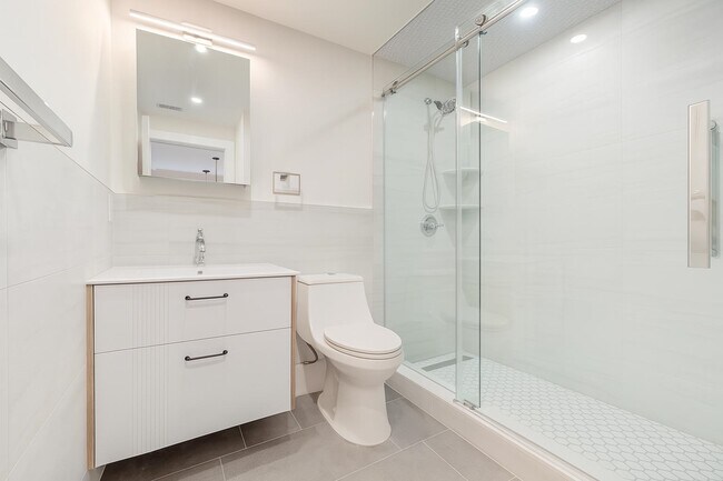 503 Bergenline Ave in Union City, NJ - Building Photo - Building Photo