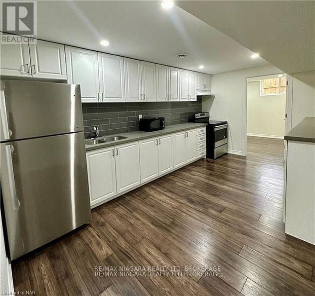 property at 18 Philmori Blvd