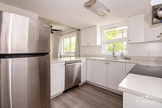 7120-7133 133 St in Surrey, BC - Building Photo - Building Photo