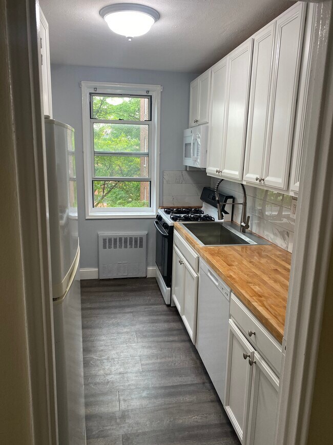 3 Sadore Ln Rentals in Yonkers, NY