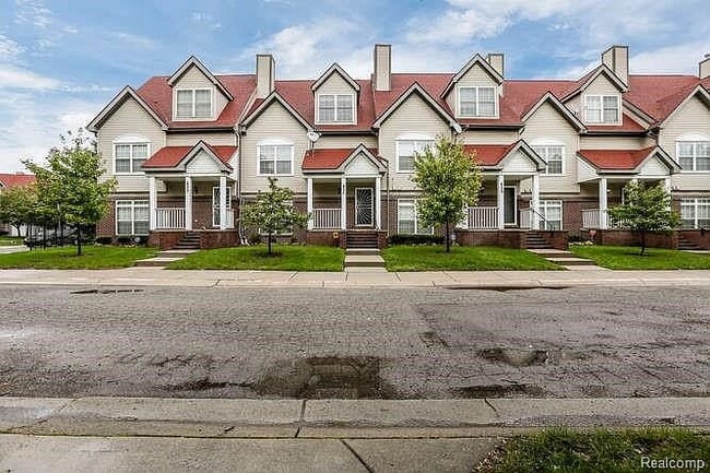 827 Seville Row in Detroit, MI - Building Photo - Building Photo