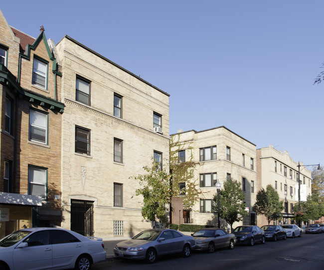 3518-3530 N Broadway St in Chicago, IL - Foto de edificio - Building Photo