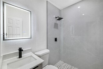 6905 NW 4th Ct in Miami, FL - Building Photo - Building Photo