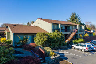 Bellwood Terrace in Portland, OR - Building Photo - Building Photo