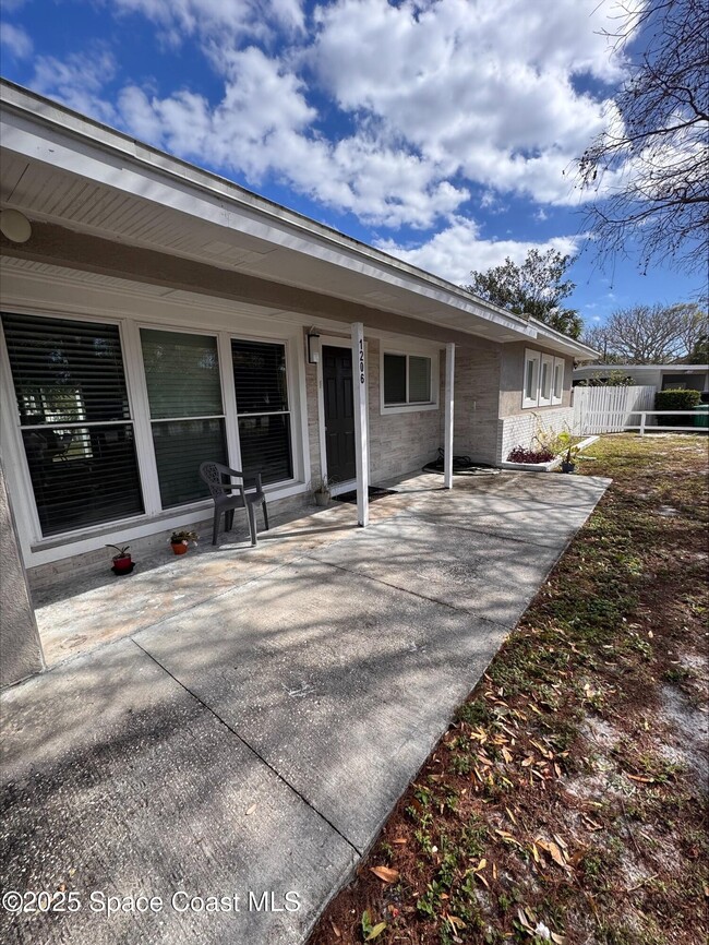 1206 Tulip Ln in Cocoa, FL - Building Photo - Building Photo