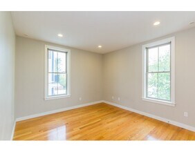 65 Willow Ct-Unit -1 in Boston, MA - Building Photo - Building Photo