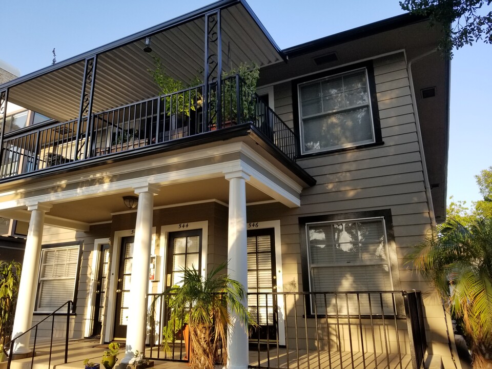 540 S El Molino Ave in Pasadena, CA - Building Photo