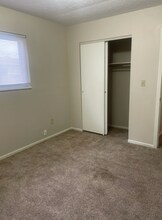 2450-2452 Hiawatha St-Unit -2450 in Columbus, OH - Building Photo - Building Photo