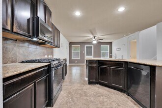 15336 Night Heron in San Antonio, TX - Building Photo - Building Photo