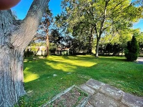 6660 W Dartmoor Rd in West Bloomfield, MI - Building Photo - Building Photo