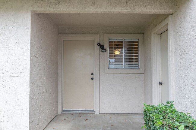 2538-2540 Banyan Dr in Lodi, CA - Building Photo - Building Photo