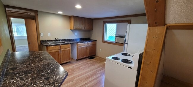 301 15th St NW in Bemidji, MN - Building Photo - Building Photo