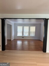 4405 Bakers Ferry Rd SW in Atlanta, GA - Foto de edificio - Building Photo