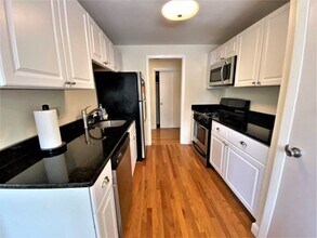 215 Massachusetts Ave, Unit 47 in Arlington, MA - Building Photo - Building Photo
