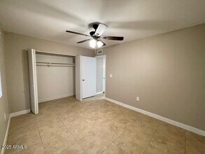 3314 W Del Monico Ln in Phoenix, AZ - Foto de edificio - Building Photo