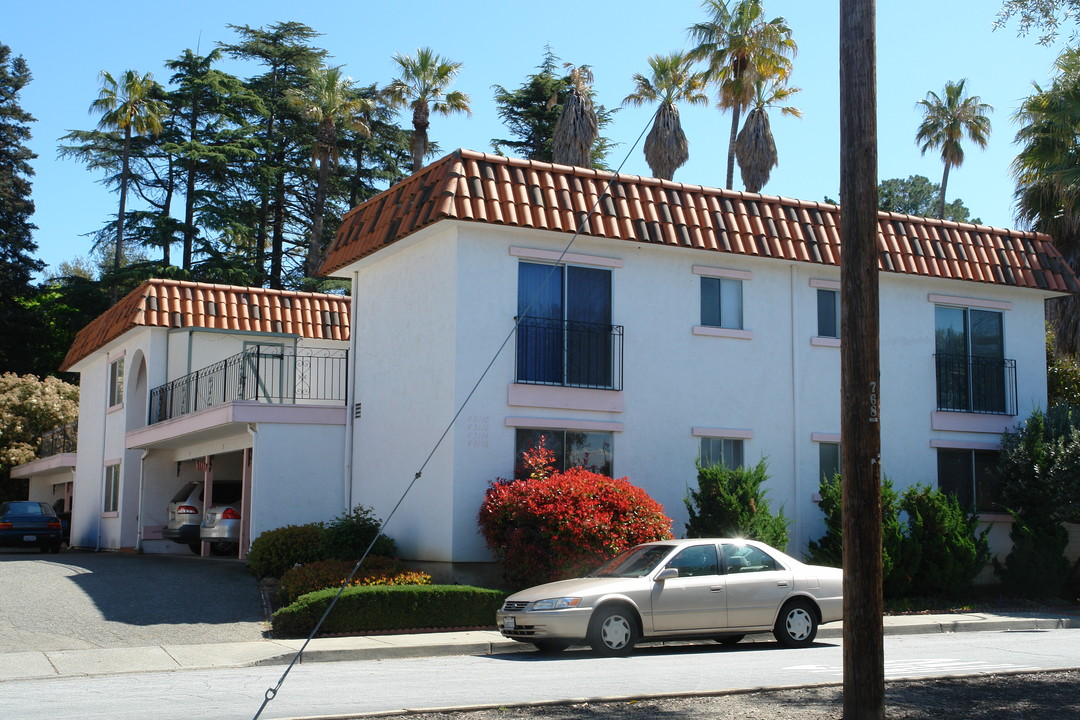 43110 Starr St in Fremont, CA - Building Photo