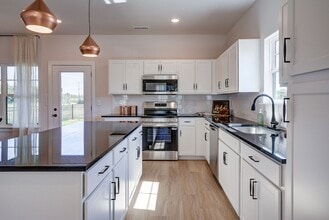 4196 Oak St in Blountville, TN - Building Photo - Building Photo