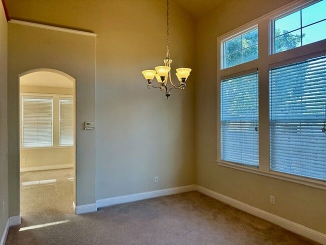 775 Painter Ct in Gilroy, CA - Foto de edificio - Building Photo