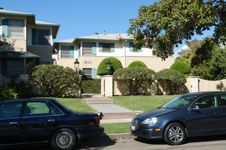 1241 E Harvard St in Glendale, CA - Building Photo - Building Photo