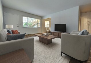 1439 Saltair Ave in Los Angeles, CA - Building Photo - Interior Photo