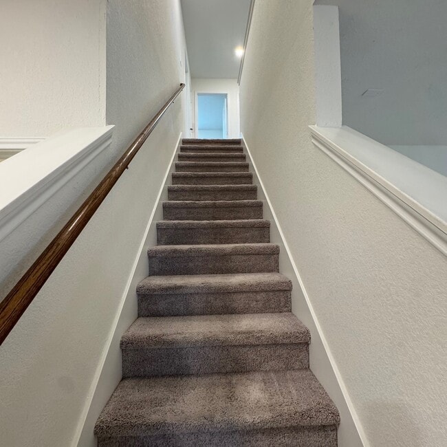 property at 5626 Smokey Bear Ln