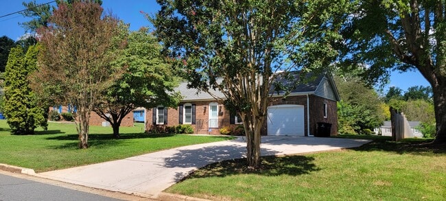 property at 1789 Hausman Dr