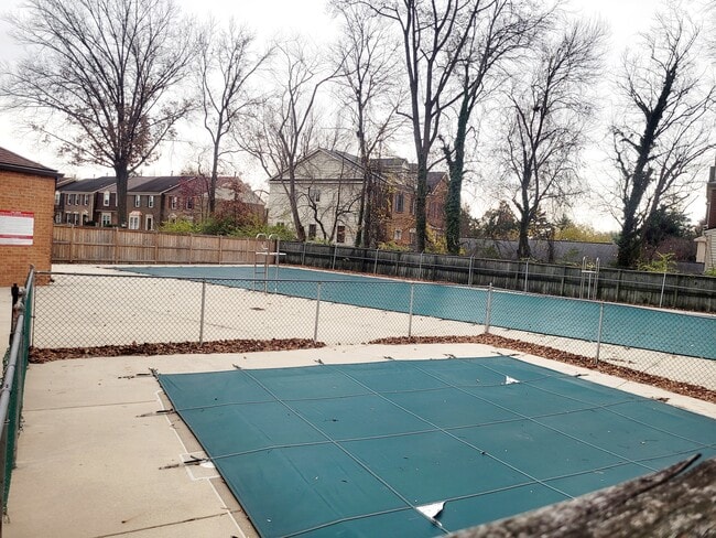 7415 Fountain Head Dr in Annandale, VA - Building Photo - Building Photo