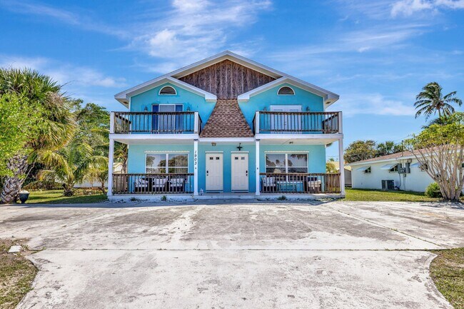 property at 1903 Plover Ave