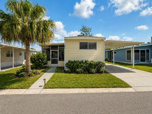 property at 2850 New Tampa Hwy