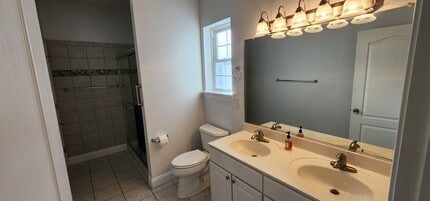 104 Landing Trail in Kitty Hawk, NC - Building Photo - Building Photo