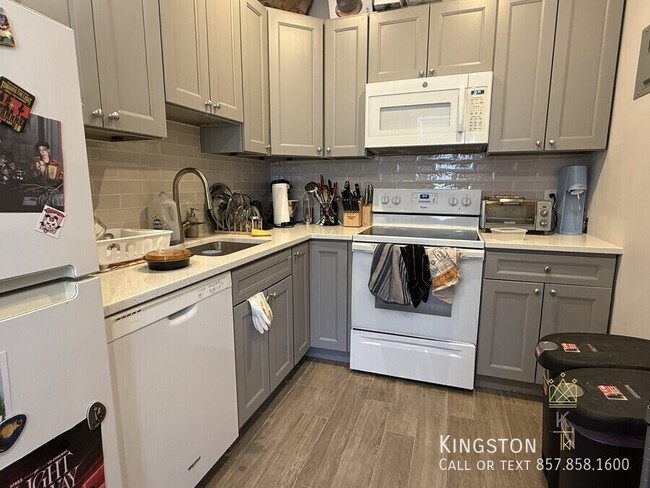 property at 370 Chestnut Hill Ave