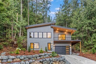 2952 Brook Ln in Sedro Woolley, WA - Building Photo