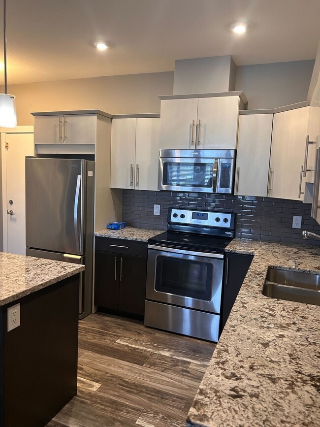 property at 415 Maningas Bend