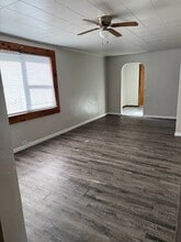 1709 20th St, Unit 1709A in Two Rivers, WI - Building Photo - Building Photo