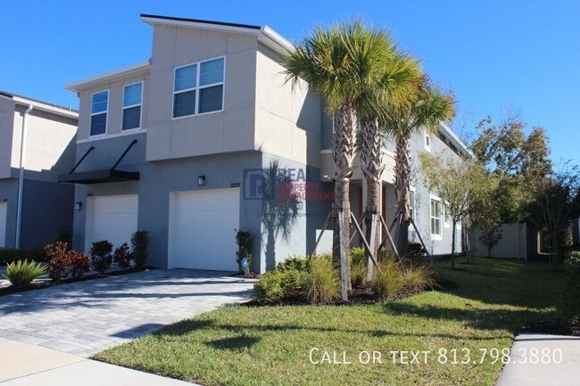 property at 3275 Timber Xing Ave