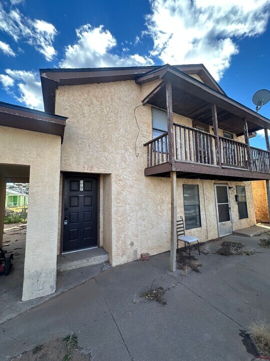 517 E 7th St in Clovis, NM - Building Photo