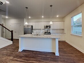 123 Dog Path Trl in Cumming, GA - Foto de edificio - Building Photo