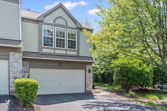 property at 1071 Stamford Ct