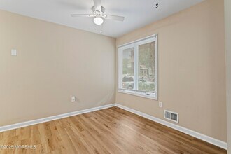 1 Central Ave in Atlantic Highlands, NJ - Building Photo - Building Photo