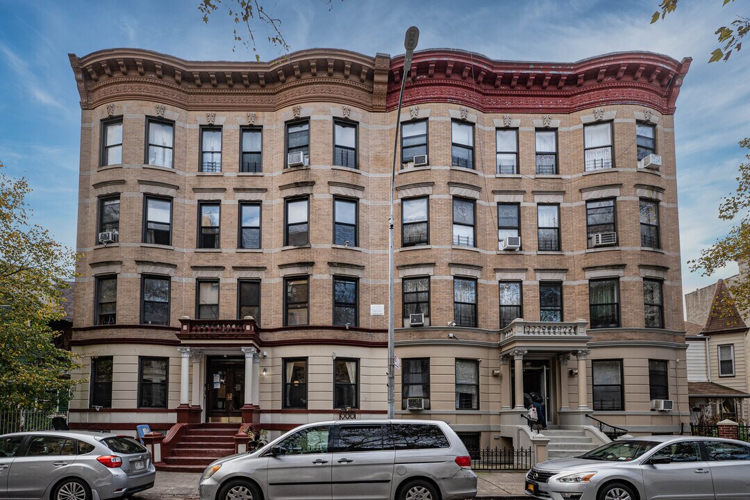 38 Hawthorne St in Brooklyn, NY - Building Photo