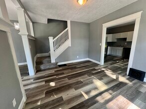 1229 9th Ave, Unit 1231 in Rock Island, IL - Building Photo - Building Photo