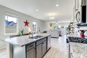 16454 Rosary Pea Pl in Shenandoah, TX - Building Photo - Building Photo