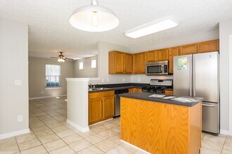 235 Osmanthus Way in Canton, GA - Building Photo - Building Photo