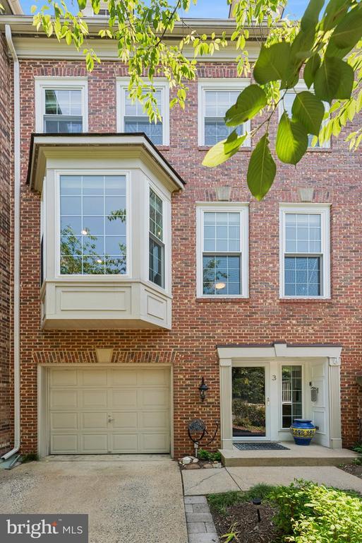 3 Arell Ct in Alexandria, VA - Building Photo - Building Photo