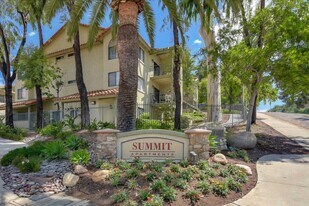 Summit Apartments in Escondido, CA - Building Photo