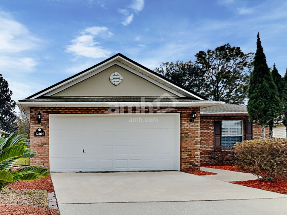 12164 Hayden Lakes Cir in Jacksonville, FL - Building Photo