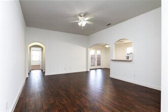 1123 Warrior Dr in Dallas, TX - Building Photo - Building Photo